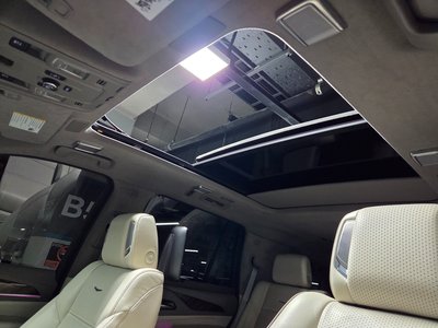 صورة 10 لـ 2023 Cadillac ESCALADE 5TH GENERATION