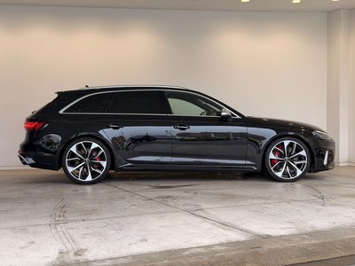 AUDI RS4 AVANT - 8
