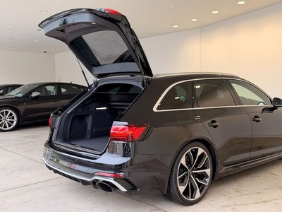 صورة مصغرة 61 لـ 2022 AUDI RS4 AVANT