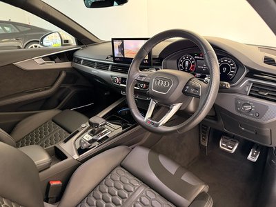 صورة مصغرة 21 لـ 2022 AUDI RS4 AVANT