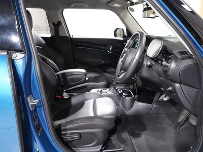 صورة 13 لـ 2021 MINI COOPER