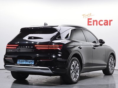صورة 5 لـ 2022 Genesis ELECTRIFIED GV70