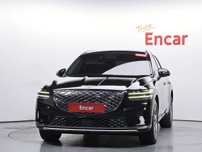 صورة 3 لـ 2022 Genesis ELECTRIFIED GV70