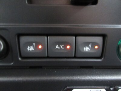 LAND ROVER DEFENDER - 10