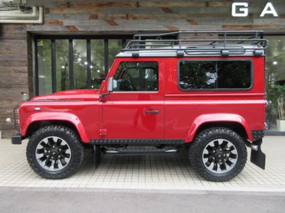 LAND ROVER DEFENDER - 5