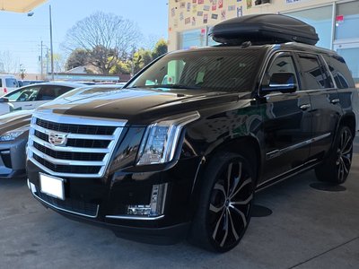 CADILLAC ESCALADE - 3