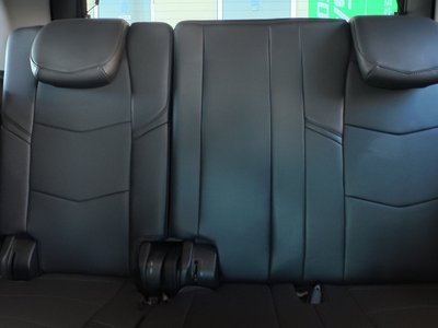 CADILLAC ESCALADE - 9