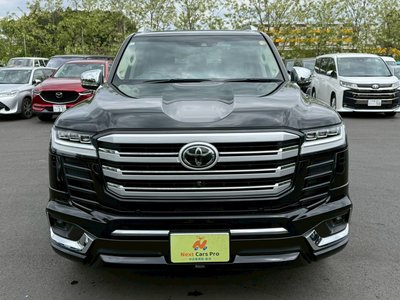 TOYOTA LAND CRUISER - 4