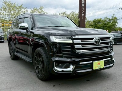 TOYOTA LAND CRUISER - 3