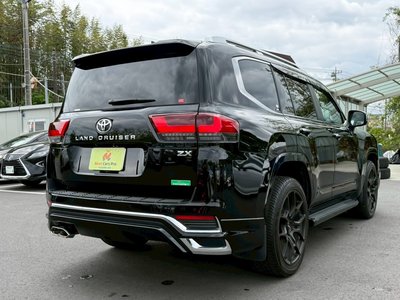 TOYOTA LAND CRUISER - 5