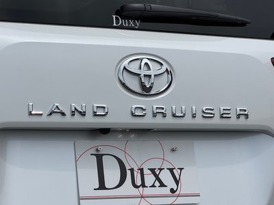 2025 Toyota LAND CRUISER 300 thumbnail 40