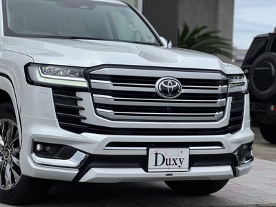 2025 Toyota LAND CRUISER 300 thumbnail 14