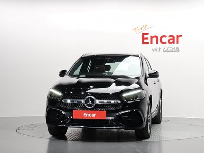 MERCEDES-BENZ GLA - 2