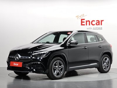 MERCEDES-BENZ GLA - 1