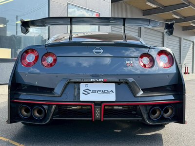 NISSAN GT-R - 6