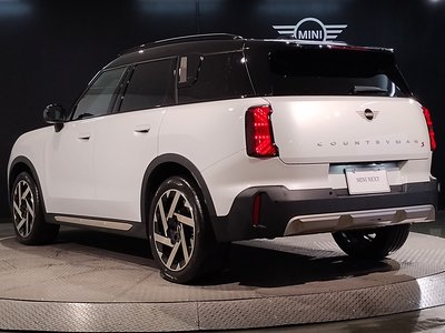 MINI MINI COUNTRYMAN - 7