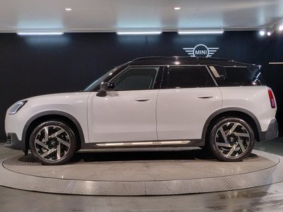 MINI MINI COUNTRYMAN - 6