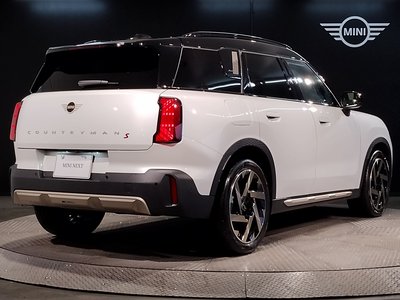 MINI MINI COUNTRYMAN - 9