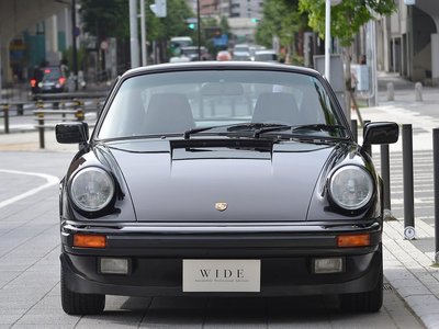 PORSCHE 911 - 4