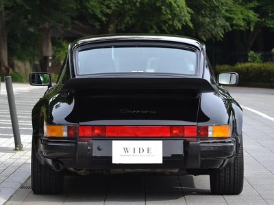 PORSCHE 911 - 5