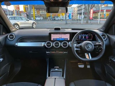 MERCEDES-BENZ GLB - 6