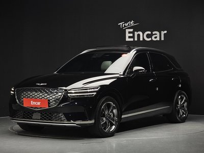 2022 Genesis ELECTRIFIED GV70 photo 1