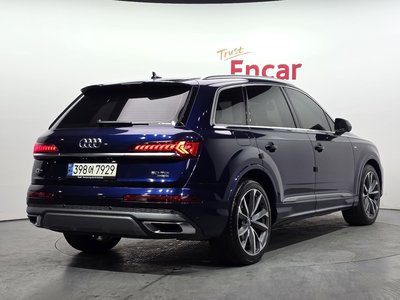 AUDI Q7 - 4