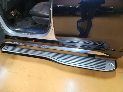 MERCEDES-BENZ GLS - 9