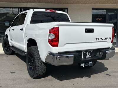TOYOTA TUNDRA - 8