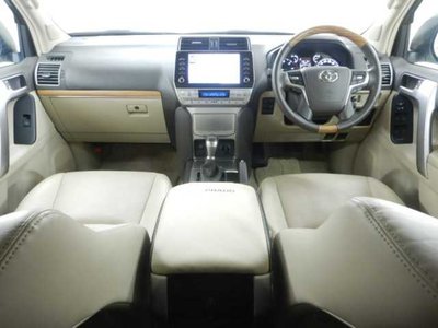 TOYOTA LAND CRUISER PRADO - 3