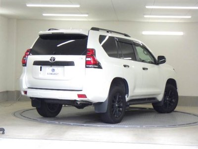TOYOTA LAND CRUISER PRADO - 2