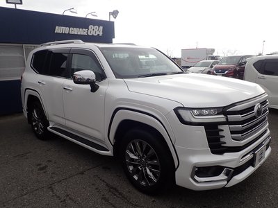 TOYOTA LAND CRUISER 300 - 4