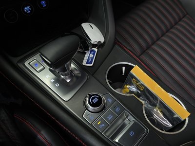 2025 Genesis THE NEW G70 SHOOTING BRAKE thumbnail 12