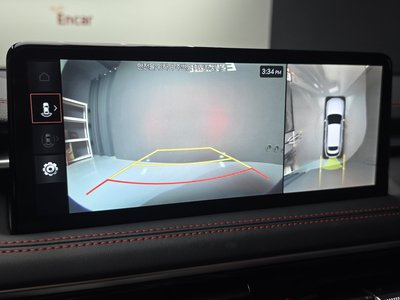 2025 Genesis THE NEW G70 SHOOTING BRAKE thumbnail 23