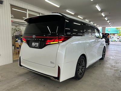 TOYOTA VELLFIRE - 3