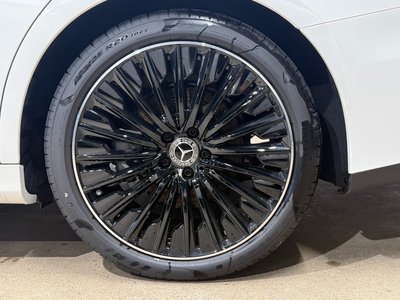 MERCEDES-BENZ E-CLASS - 7