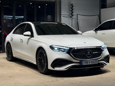 MERCEDES-BENZ E-CLASS