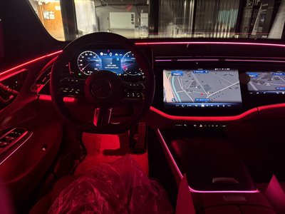 MERCEDES-BENZ E-CLASS - 9