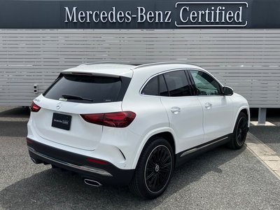 MERCEDES-BENZ GLA - 4
