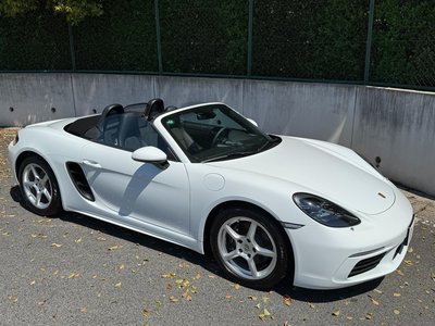 PORSCHE 718 - 4