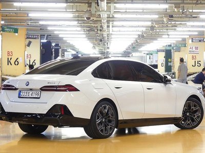 BMW 5 SERIES - 5