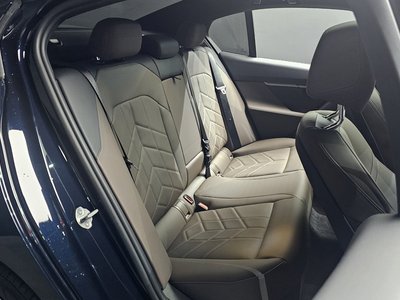صورة مصغرة 17 لـ 2025 BMW 5 SERIES