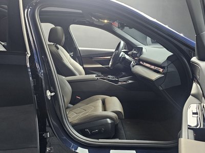 صورة مصغرة 16 لـ 2025 BMW 5 SERIES
