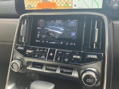 صورة مصغرة 12 لـ 2024 Lexus LX