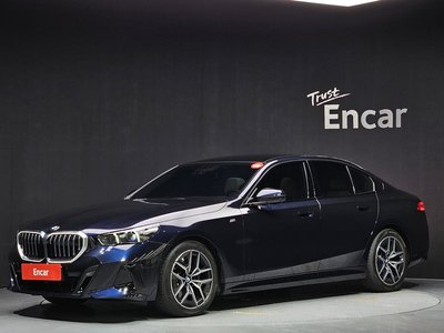 BMW 5 SERIES - 1