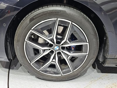 BMW 5 SERIES - 6