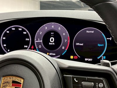 2024 Porsche CAYENNE thumbnail 42