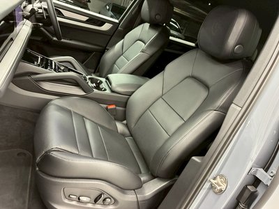 2024 Porsche CAYENNE thumbnail 75