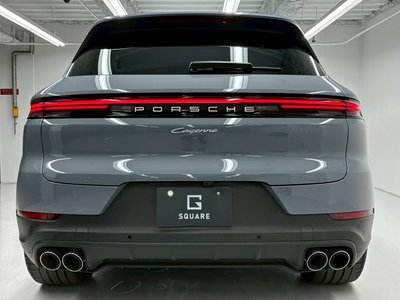2024 Porsche CAYENNE thumbnail 141