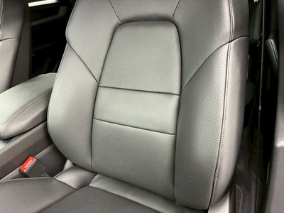 2024 Porsche CAYENNE thumbnail 78